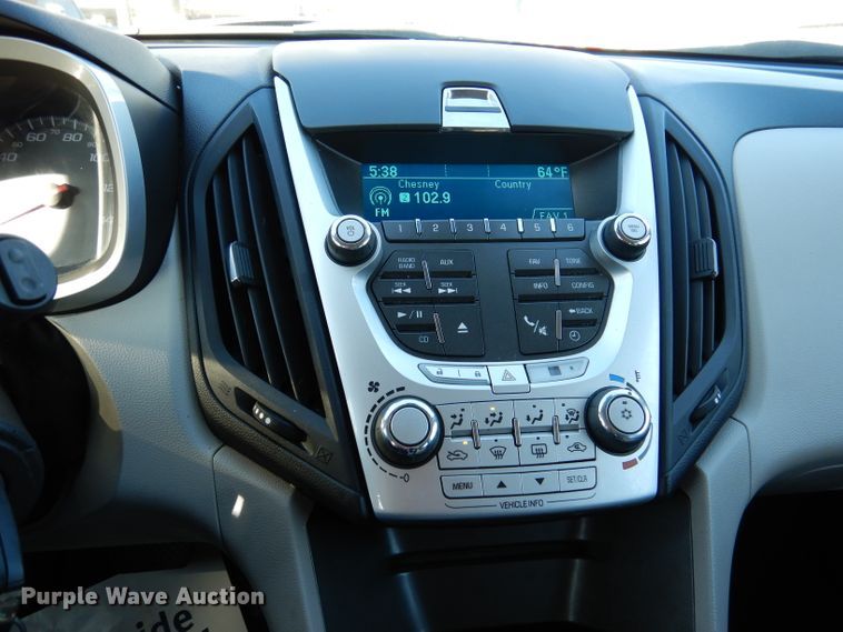 image for item DJ3757 2010 Chevrolet Equinox LS  SUV