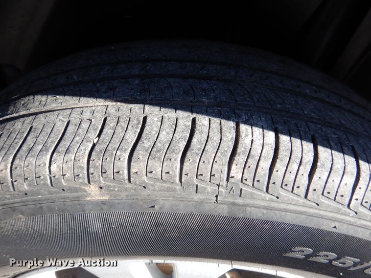 image for item DJ3757 2010 Chevrolet Equinox LS  SUV