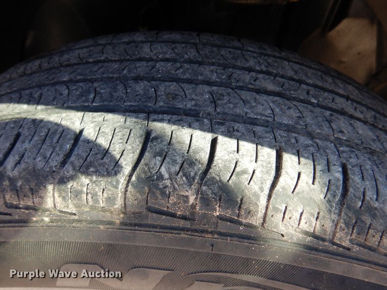 image for item DJ3757 2010 Chevrolet Equinox LS  SUV