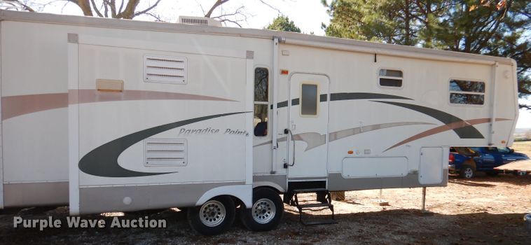 image for item DJ3759 2004 Cross Roads Paradise Point  camper