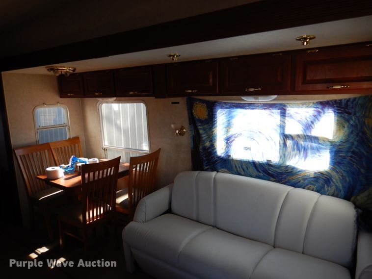 image for item DJ3759 2004 Cross Roads Paradise Point  camper