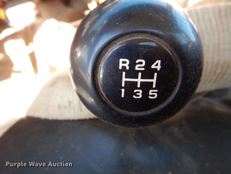 image for item DJ3761 1998 GMC C7500  flatbed truck