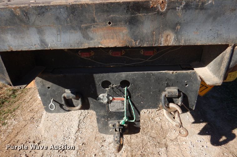 image for item DJ3761 1998 GMC C7500  flatbed truck