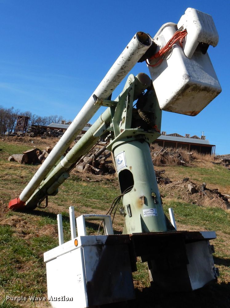 image for item DJ3762 Bucket lift