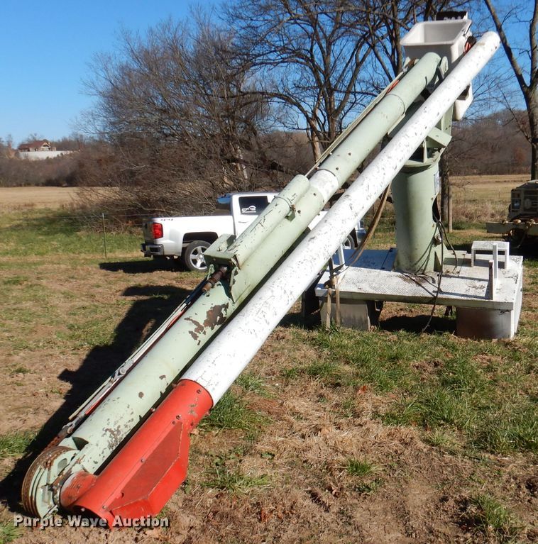 image for item DJ3762 Bucket lift