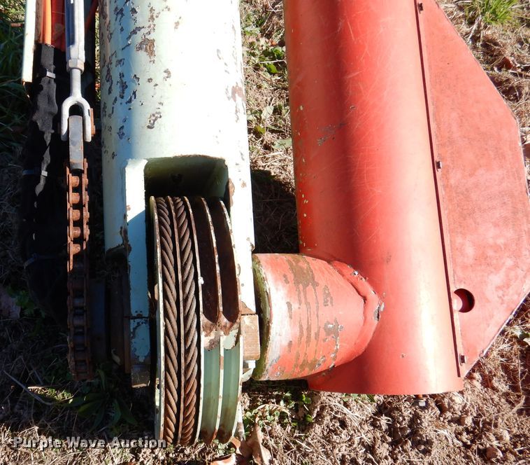 image for item DJ3762 Bucket lift