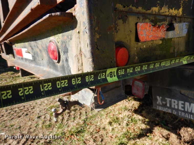 image for item DJ3763 1999 International 4700  dump truck