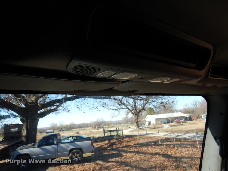 image for item DJ3767 2004 Freightliner M2 106  flatbed truck