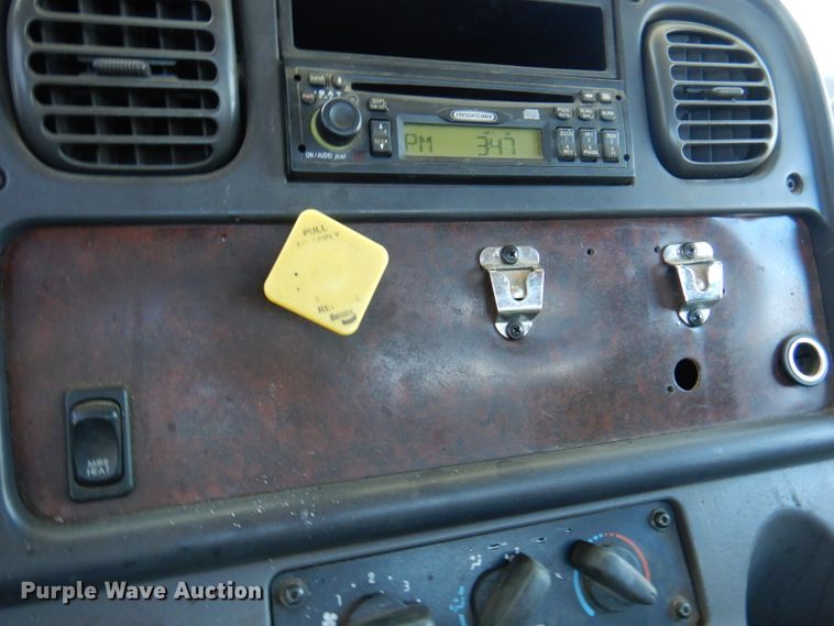 image for item DJ3767 2004 Freightliner M2 106  flatbed truck