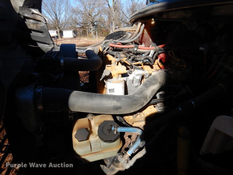 image for item DJ3767 2004 Freightliner M2 106  flatbed truck