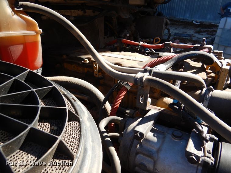 image for item DJ3767 2004 Freightliner M2 106  flatbed truck