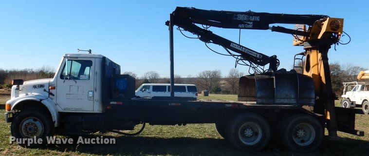 image for item DJ3769 1991 International 4900  crane truck