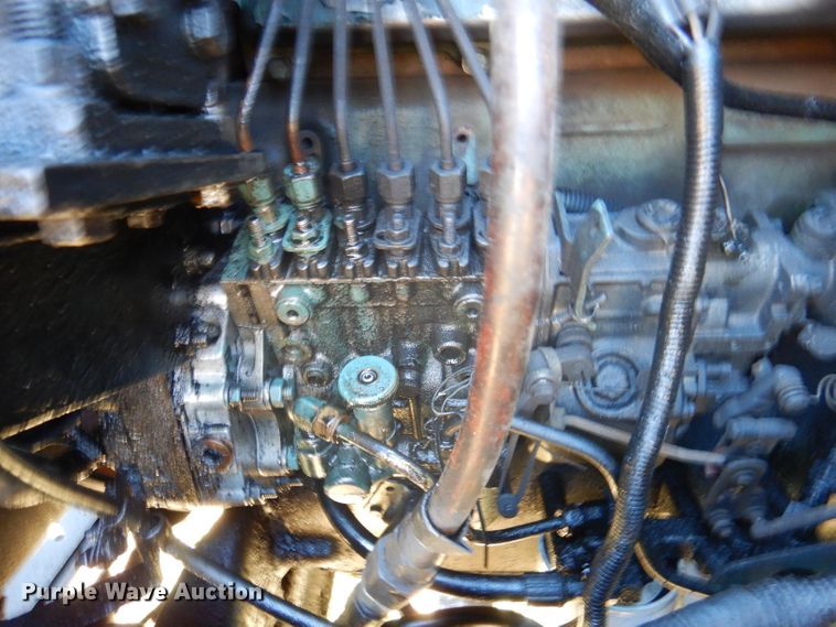 image for item DJ3769 1991 International 4900  crane truck