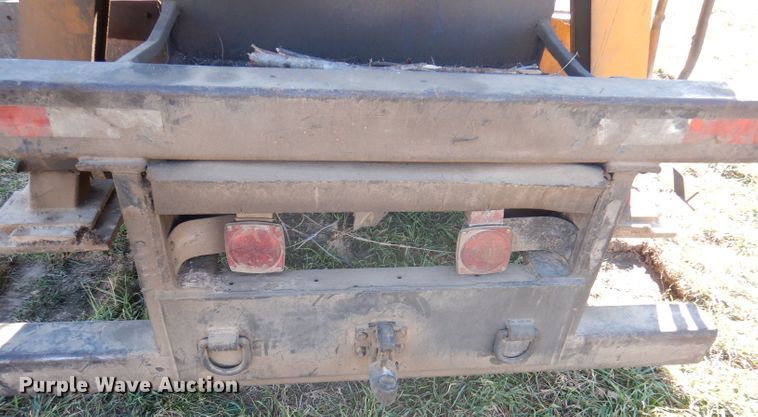 image for item DJ3769 1991 International 4900  crane truck