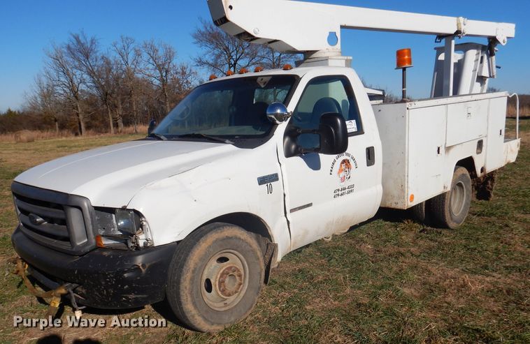 image for item DJ3770 1999 Ford F350 Super Duty  bucket truck