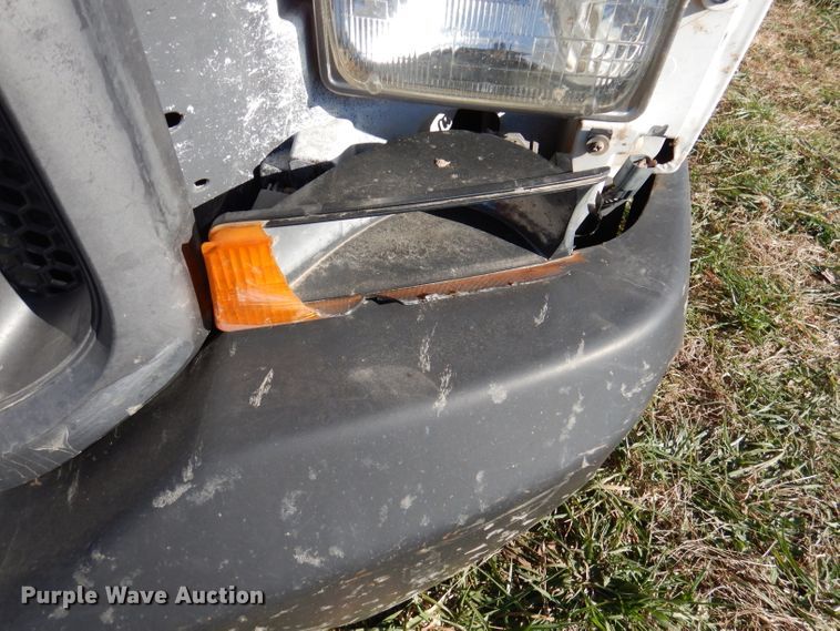 image for item DJ3770 1999 Ford F350 Super Duty  bucket truck