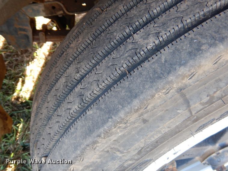 image for item DJ3771 1982 Ford F600  bucket truck