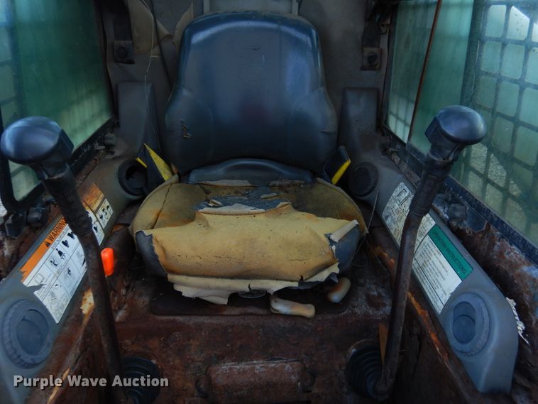 image for item DK3139 2000 Bobcat 773  skid steer loader