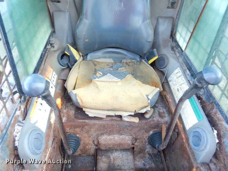 image for item DK3139 2000 Bobcat 773  skid steer loader