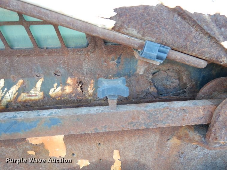 image for item DK3139 2000 Bobcat 773  skid steer loader