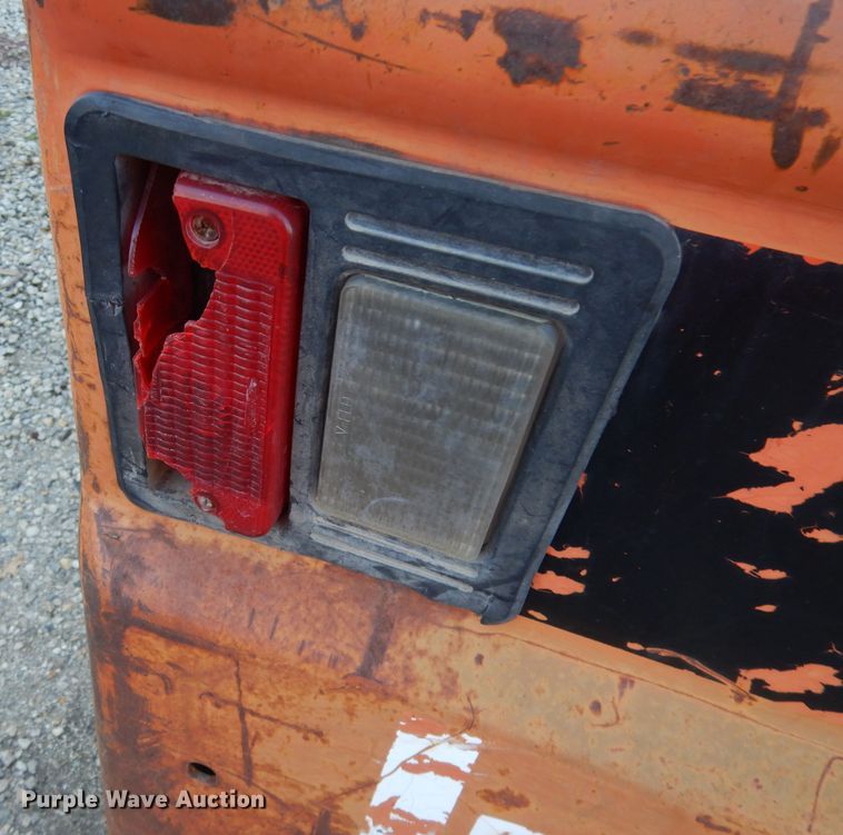 image for item DK3139 2000 Bobcat 773  skid steer loader