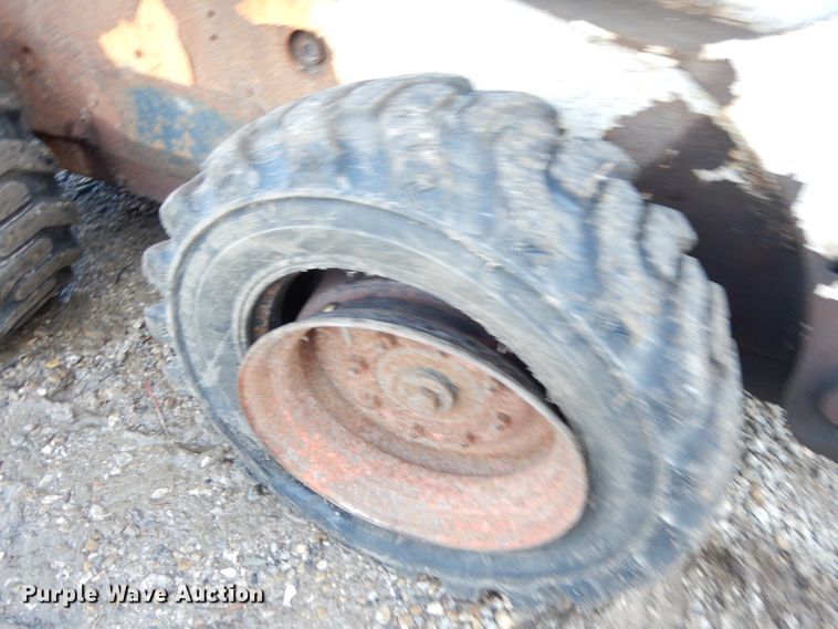 image for item DK3139 2000 Bobcat 773  skid steer loader