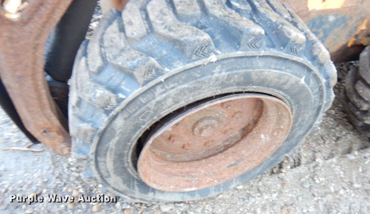 image for item DK3139 2000 Bobcat 773  skid steer loader