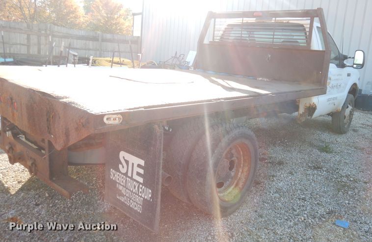 image for item DK3140 2000 Ford F450 Super Duty XL  flatbed truck