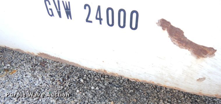 image for item DK3140 2000 Ford F450 Super Duty XL  flatbed truck