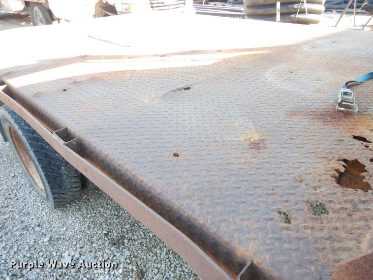 image for item DK3140 2000 Ford F450 Super Duty XL  flatbed truck