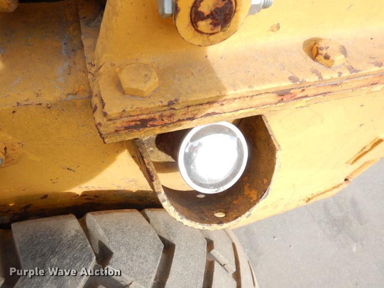 image for item DK3233 Case 1737  skid steer loader