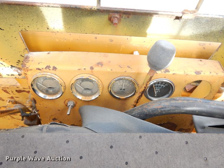 image for item DK3233 Case 1737  skid steer loader