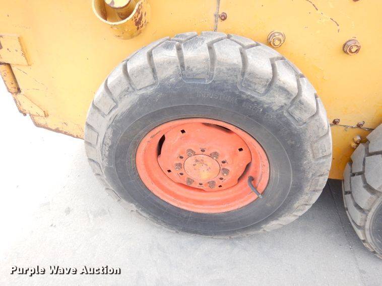 image for item DK3233 Case 1737  skid steer loader