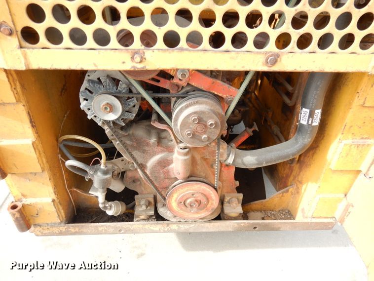 image for item DK3233 Case 1737  skid steer loader