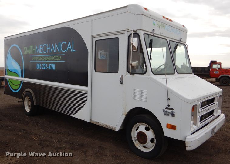 image for item DK3292 1991 GMC P3500  van