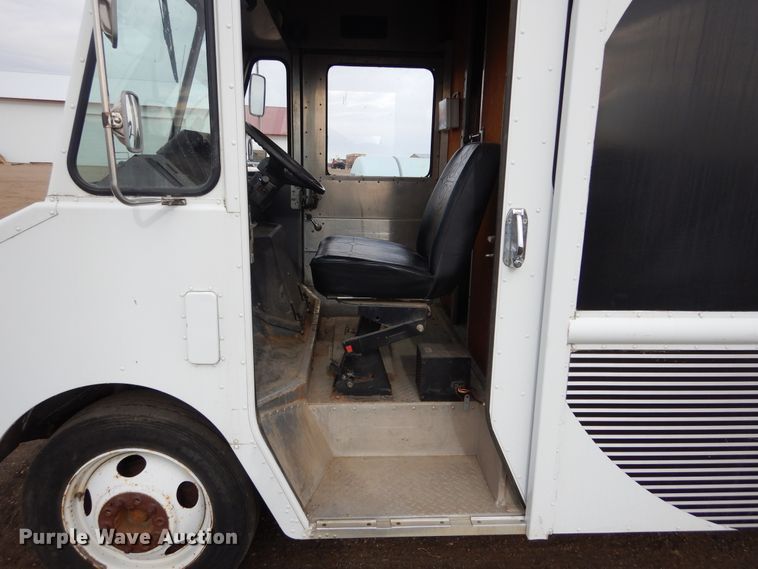 image for item DK3292 1991 GMC P3500  van