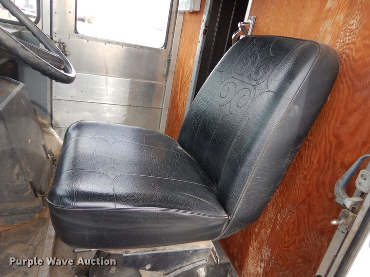 image for item DK3292 1991 GMC P3500  van