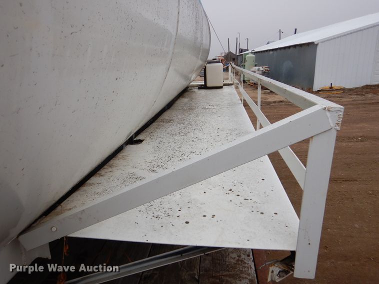 image for item DK3410 Steel water tank bed