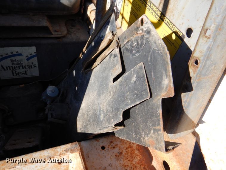image for item DK8697 Bobcat 440B  skid steer loader