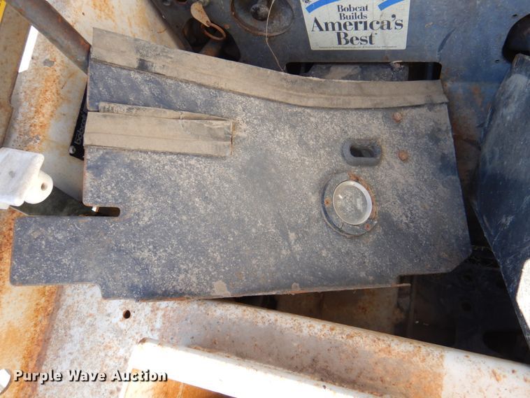 image for item DK8697 Bobcat 440B  skid steer loader