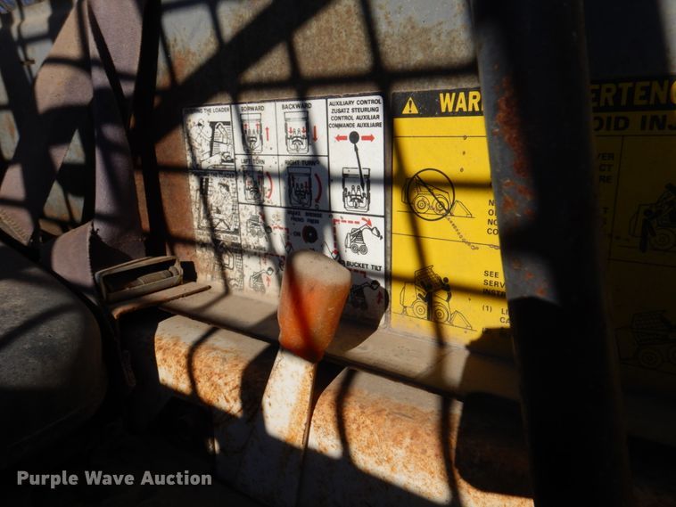 image for item DK8697 Bobcat 440B  skid steer loader