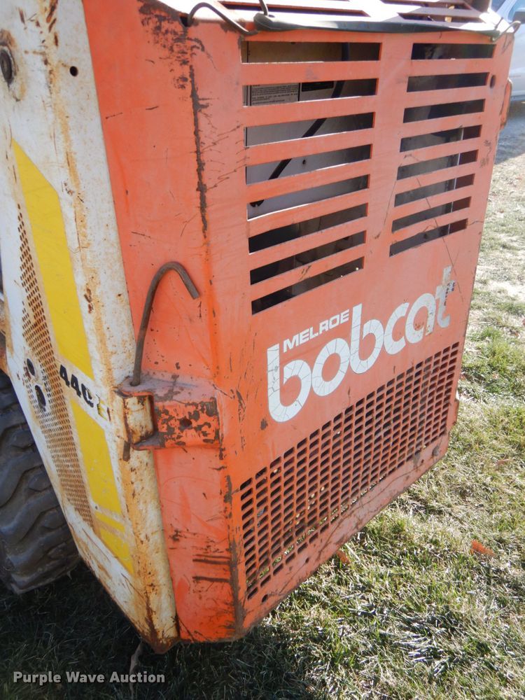 image for item DK8697 Bobcat 440B  skid steer loader