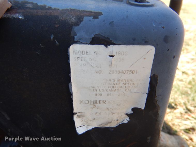 image for item DK8697 Bobcat 440B  skid steer loader