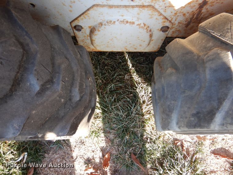 image for item DK8697 Bobcat 440B  skid steer loader