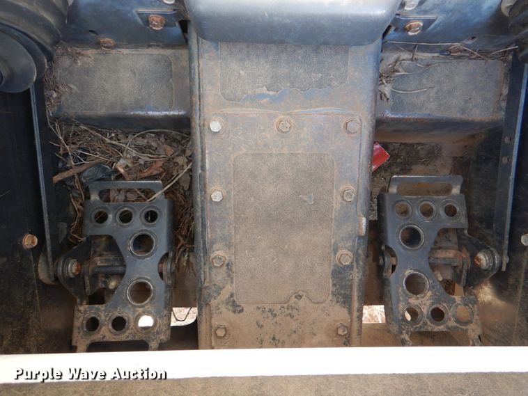 image for item DL0650 2009 Bobcat S205  skid steer loader