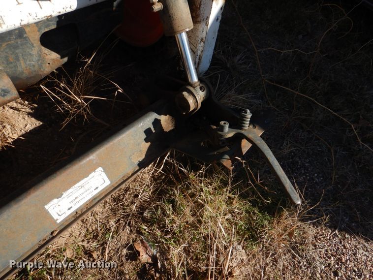 image for item DL0650 2009 Bobcat S205  skid steer loader