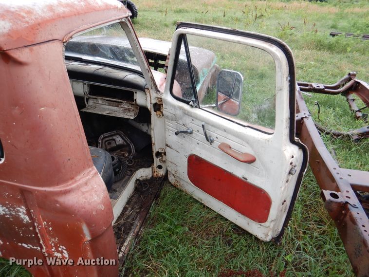 image for item DL3237 Truck parts