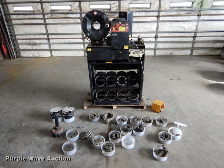 image for item DL3497 2005 Gates GC32-XD  hose crimper