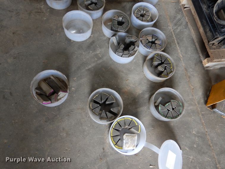 image for item DL3497 2005 Gates GC32-XD  hose crimper