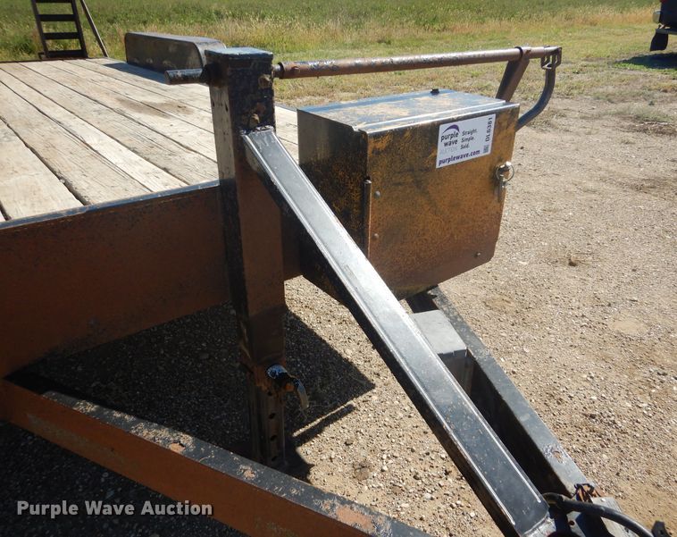 image for item DL6381 2011 DCT  utility trailer